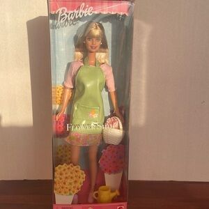 1999 Flower Shop Barbie with Watering Can & Flowers and Basket NIB
